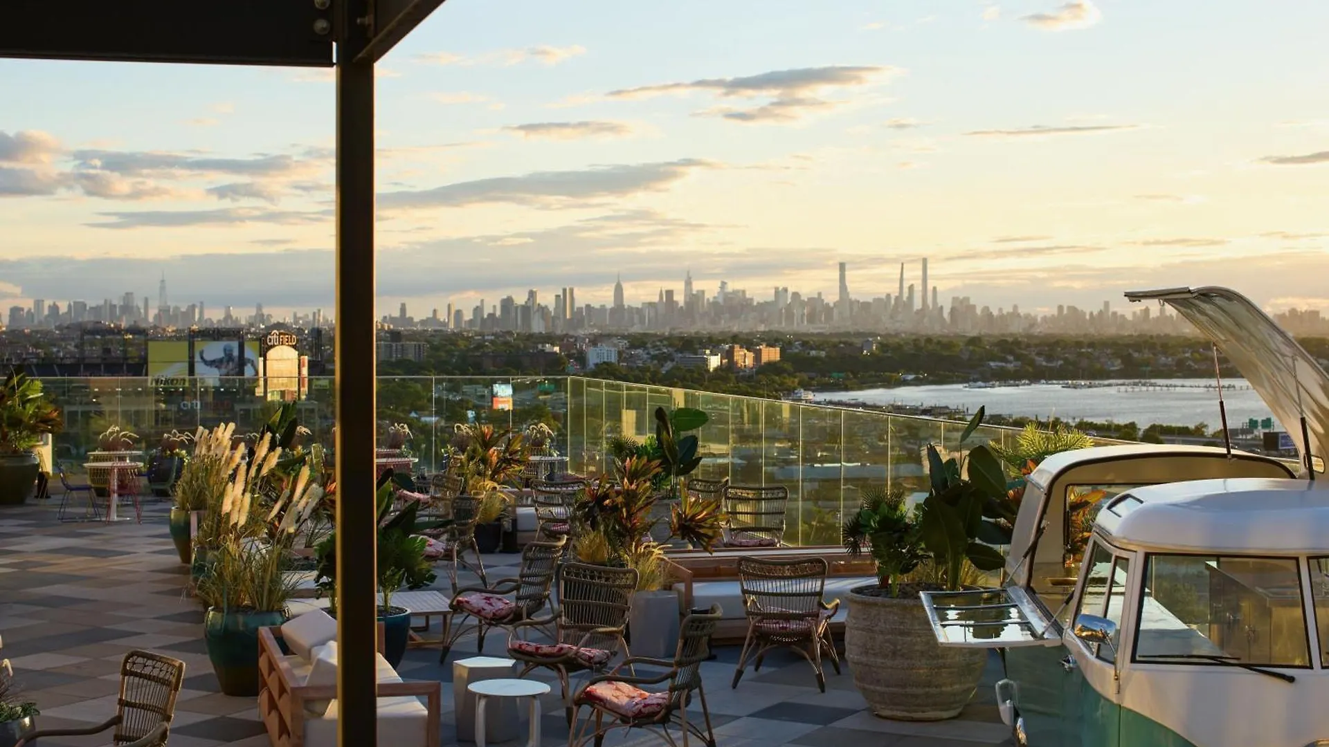 Renaissance New York Flushing Hotel At Tangram
