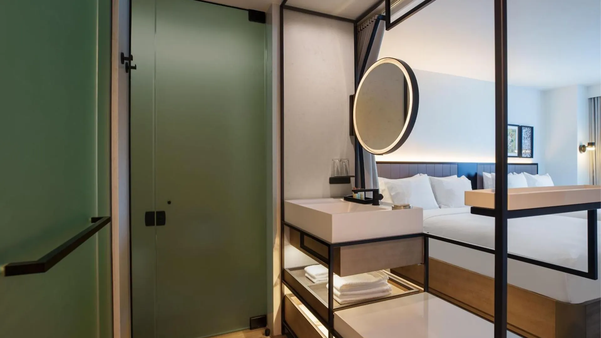 Renaissance New York Flushing Hotel At Tangram